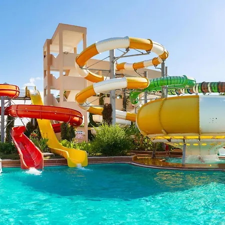Goldcity 2 Bedroom With Free Aquapark Villa *